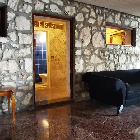 Apartment Bella Vista Beach House Trogir