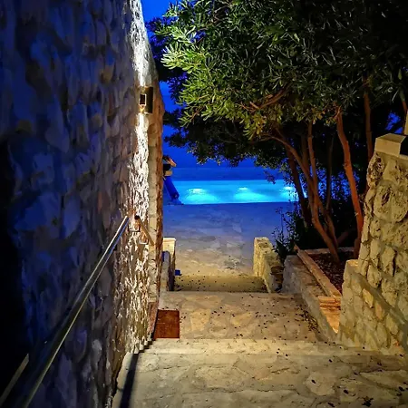 Bella Vista Beach House Apartment Trogir
